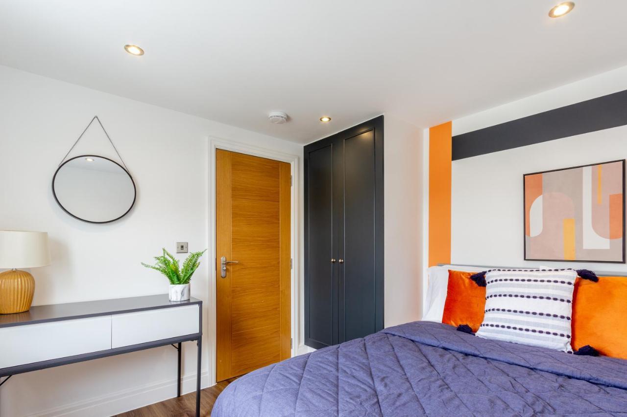 Bright Cheery 4 Bd By Station Apartment Brighton