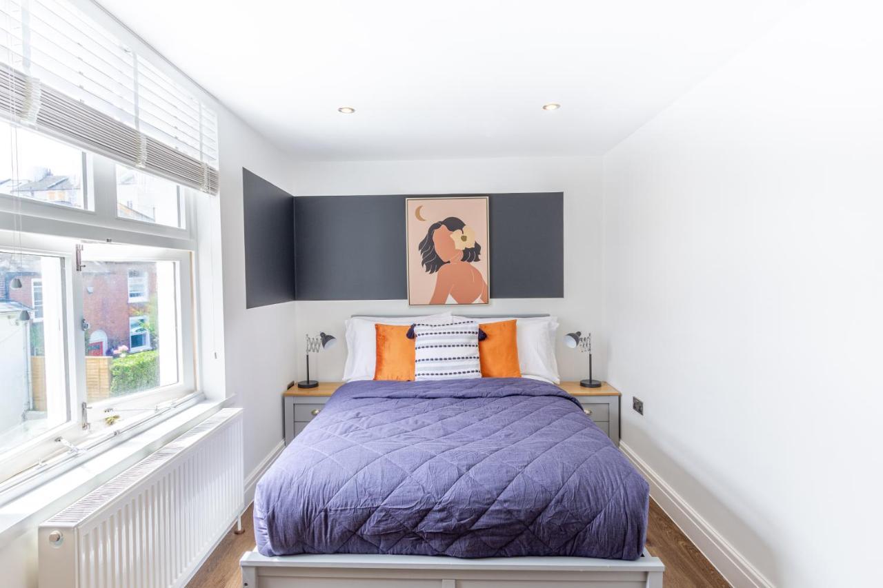 Bright Cheery 4 Bd By Station * Brighton