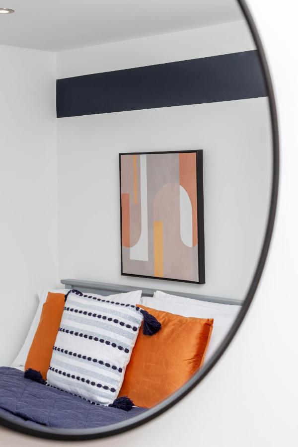 Bright Cheery 4 Bd By Station Apartment Brighton